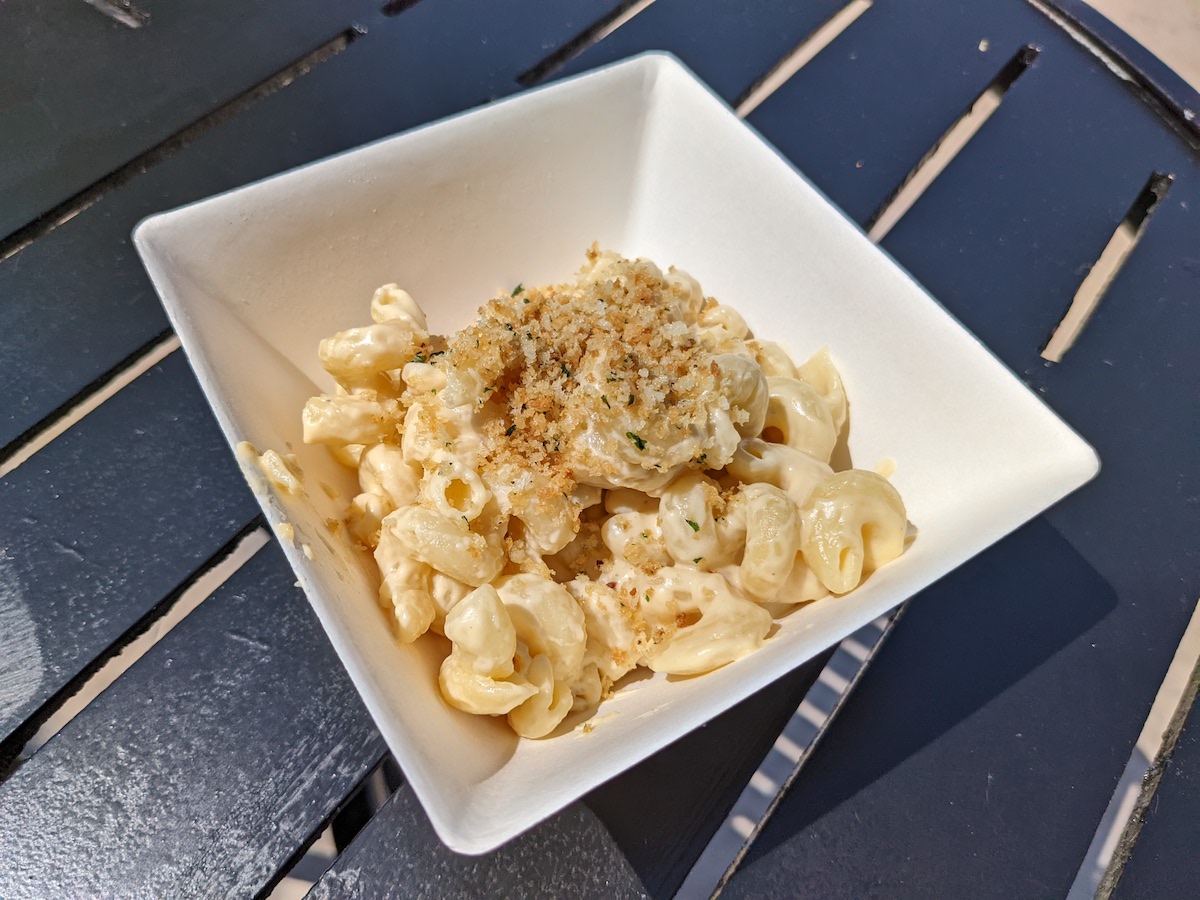 Macaroni and cheese at the EPCOT Food and Wine Festival - Frayed Passport