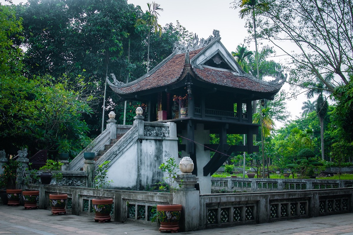 Ho Chi Minh's Mausoleum: A Visionary Leader's Tribute in Hanoi, Vietnam - One Pillar Pagoda - Frayed Passport