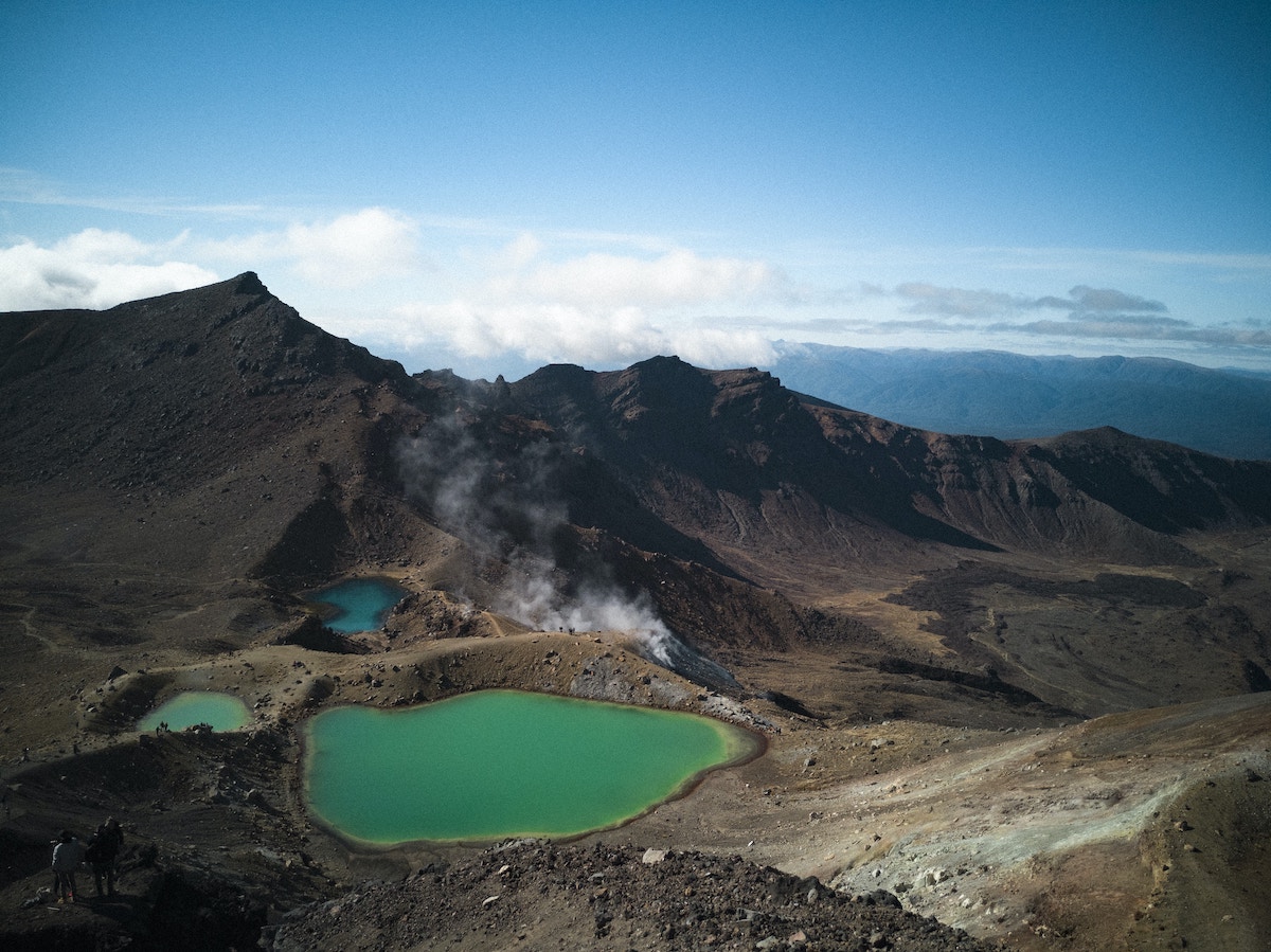 Geothermal Features, Wonders & Treks of Tongariro National Park, New Zealand - Lakes and Hot Springs - Frayed Passport