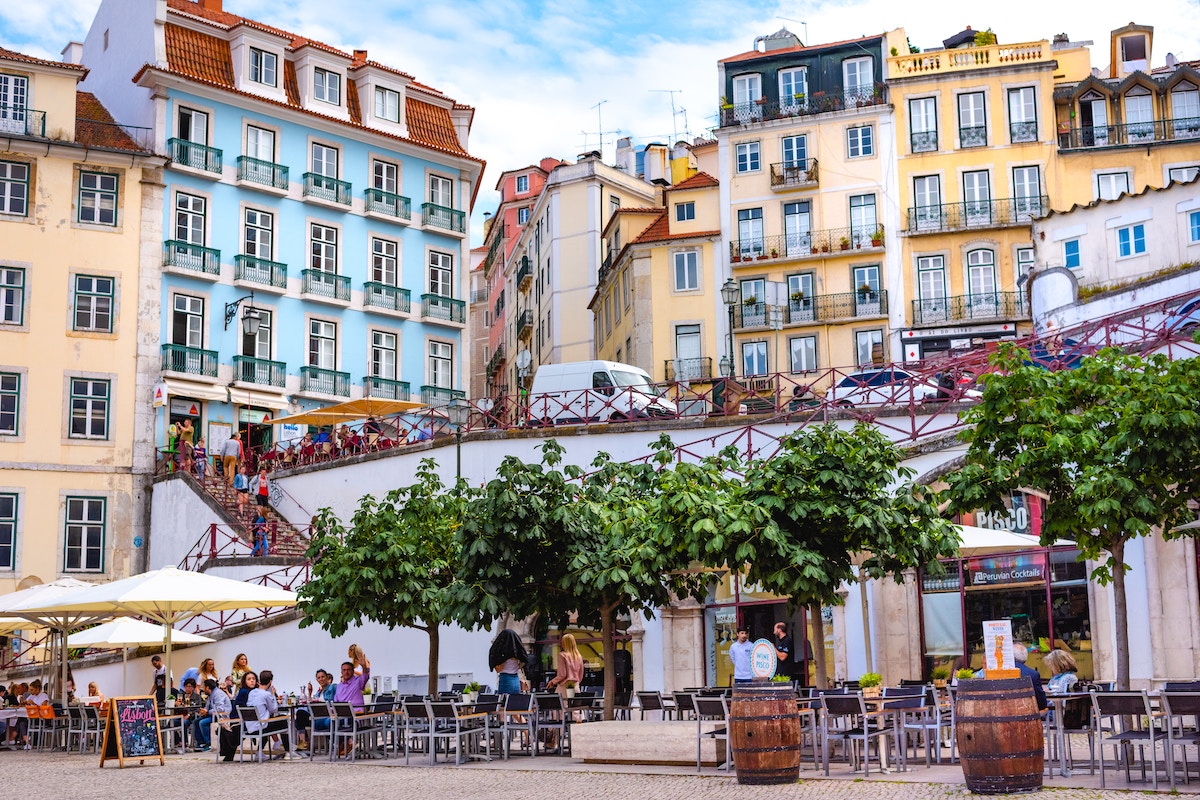 Portugal Digital Nomad Visa & Other Travel Visas: A Comprehensive Guide - Lisbon - Frayed Passport