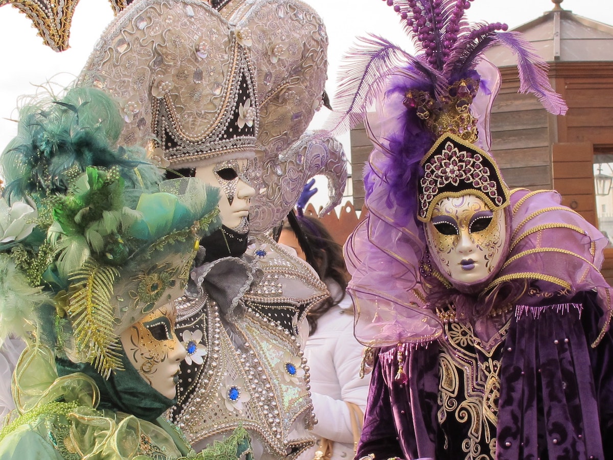 Carnival Masks and Lace: A Day of Crafting Tours in Venice - Frayed Passport