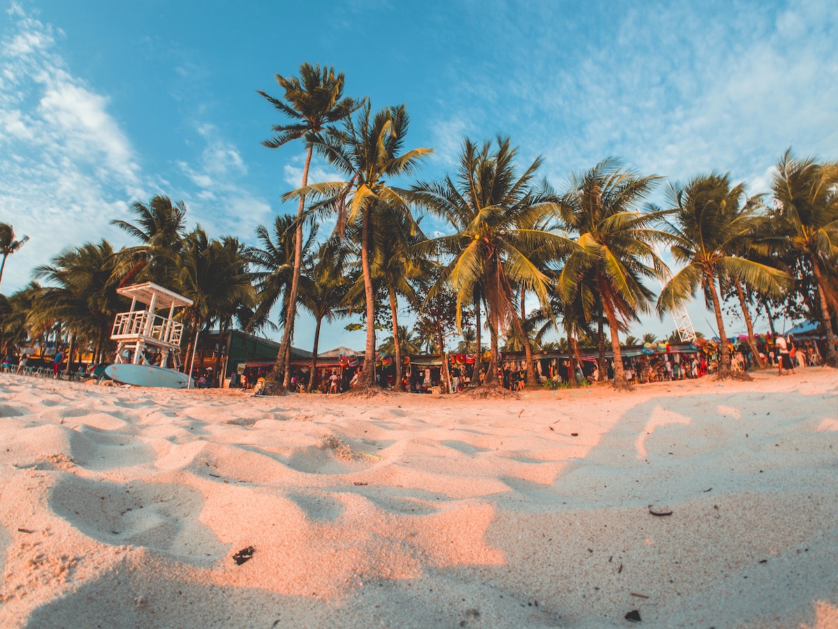 5 fun places to explore while visiting the Philippines - Boracay - Frayed Passport