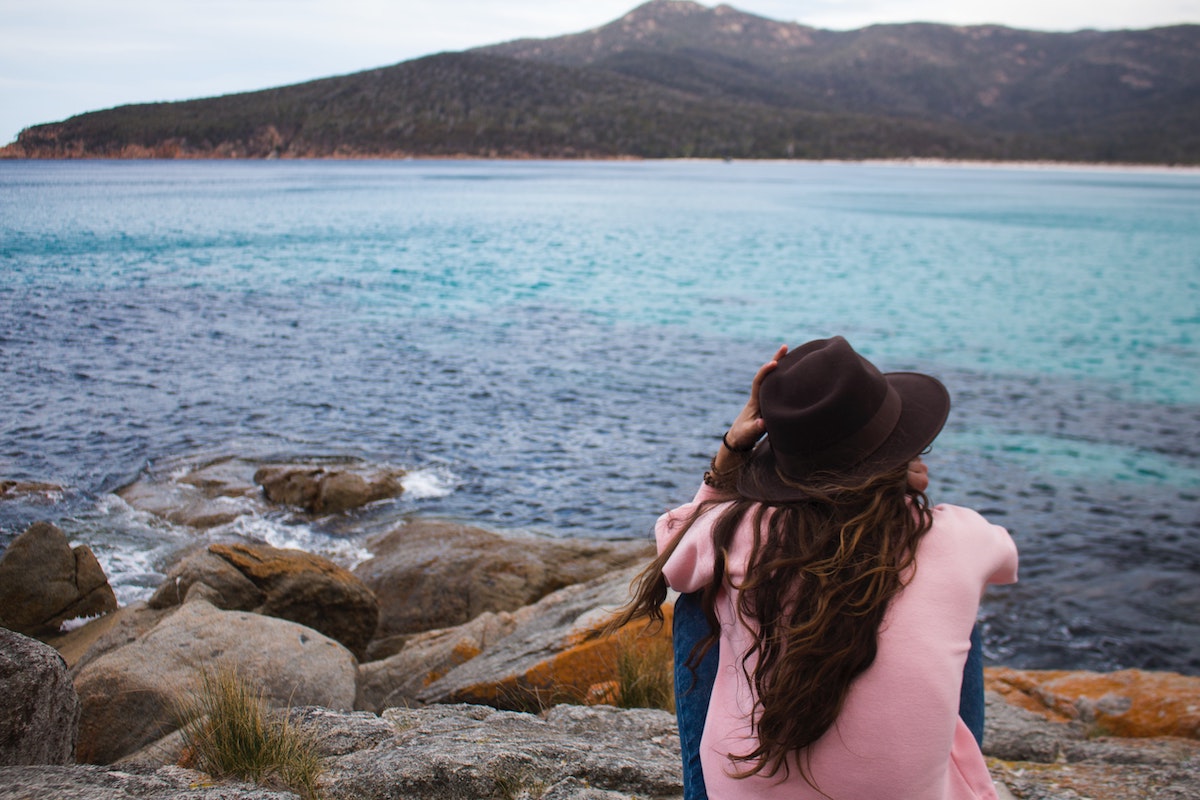 15 Stunning Beaches Around the World - Frayed Passport - Wineglass Bay, Tasmania