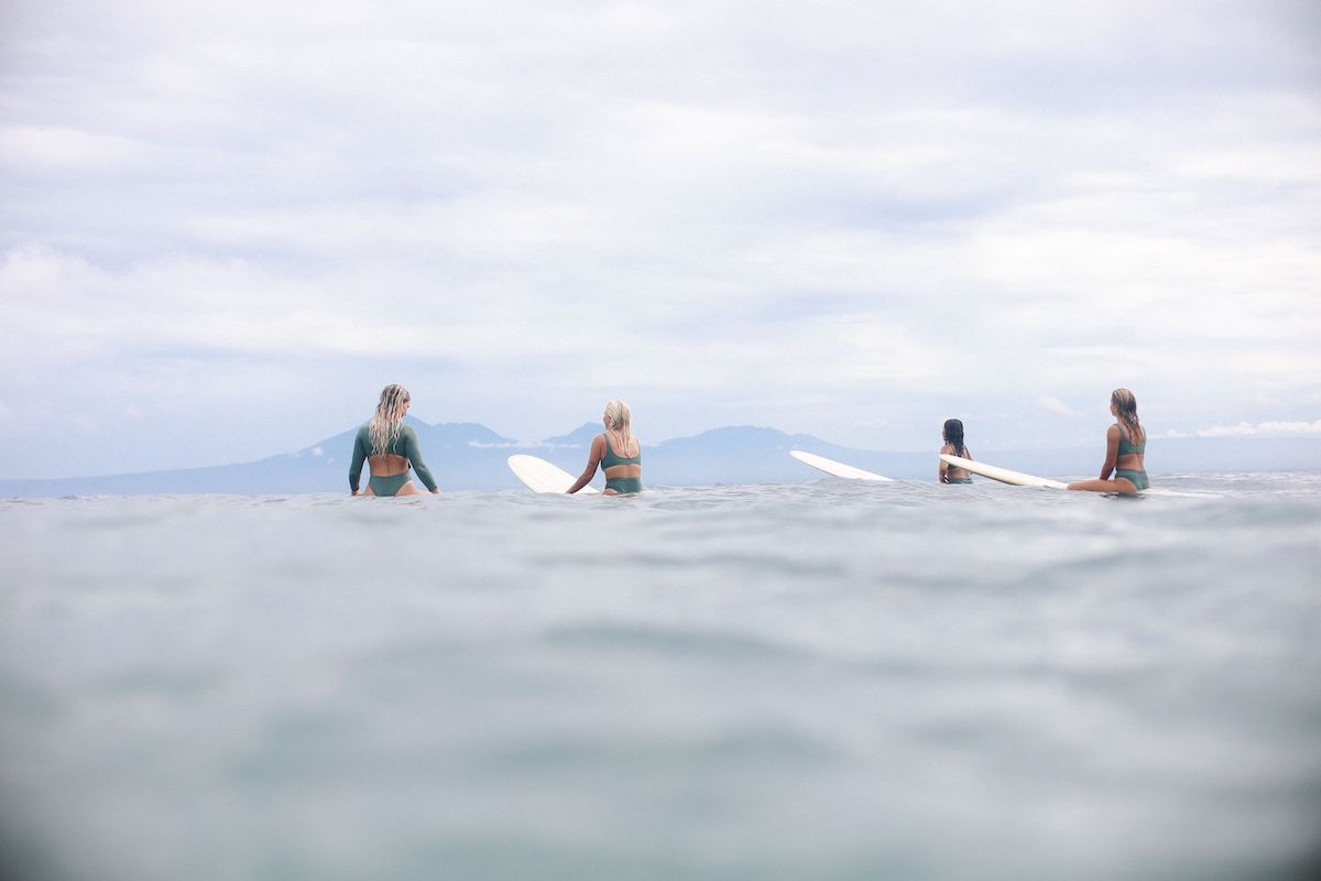 A Female Surfer’s Guide to Forming Lasting Friendships Wherever You Go - Try Something New - Frayed Passport