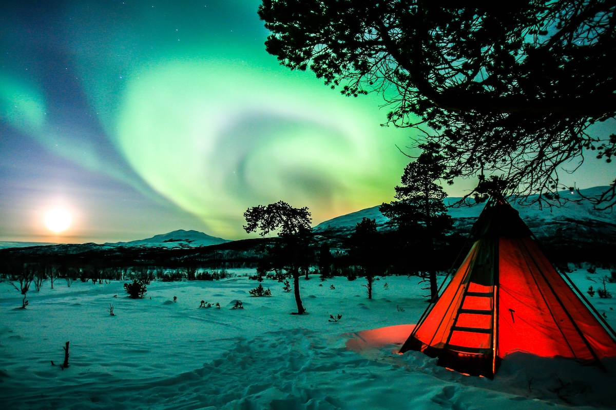 8 Creative Winter Vacation Destinations: Gulmarg, Takayama & More - Frayed Passport - Abisko, Sweden