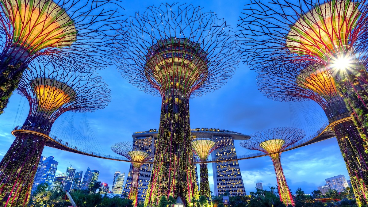3 Must-See Layover Cities for Maximum Cultural Immersion - Singapore - Frayed Passport