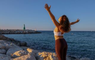 12 Tips for Practicing Mindfulness While Traveling: Immersion and Relaxation - Frayed Passport