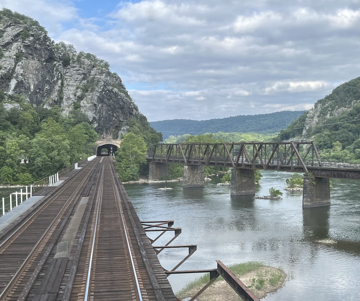 Riding Amtrak's City of New Orleans: 3100 Miles to DC, Chicago & the Big Easy - Harpers Ferry - Frayed Passport