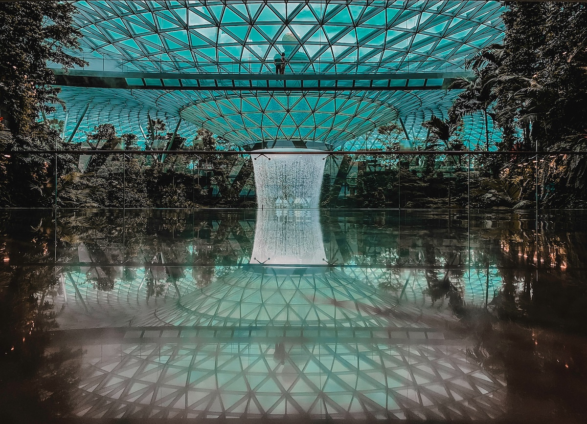 16 Best Ways to Turn a Layover into an Adventure - Singapore Airport - Frayed Passport