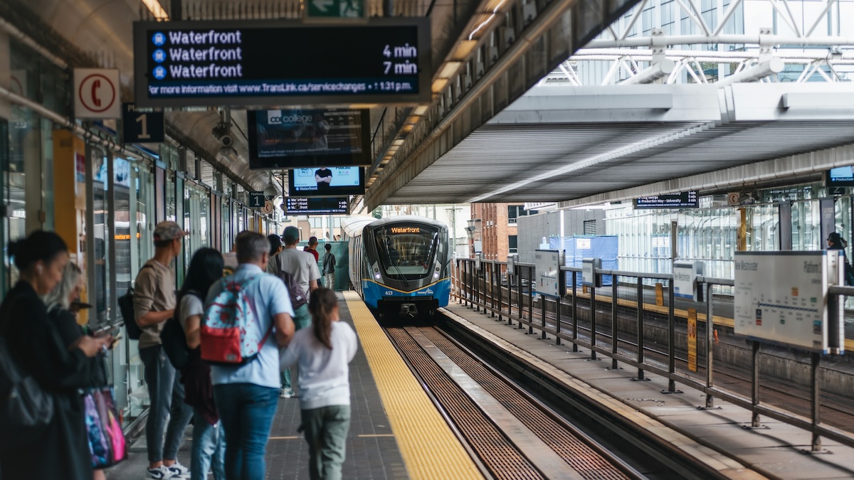 Nervous About Taking Public Transportation? Here Are Some Tips for Anxious Travelers! - Staying Safe - Frayed Passport