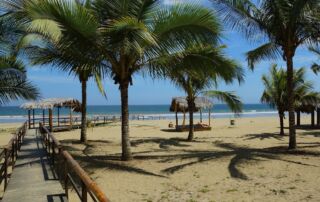 5 Must-Visit Beaches and Islands in Manabí, Ecuador - Frayed Passport