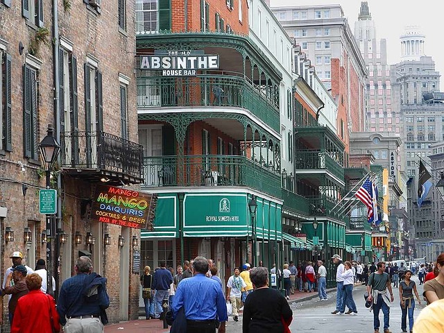 New Orleans - Are You an Extrovert? Here are 15 Amazing Travel Destinations You'll Love! - Frayed Passport