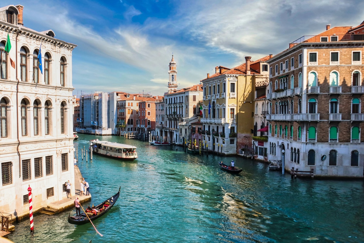 Receiving Gifts: Venice, Italy - Where Should You Travel Based on Your Love Language? - Frayed Passport