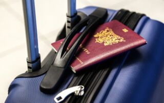 What Does 'Gate Check' Mean, and When Should You Use It for Your Luggage? - Frayed Passport