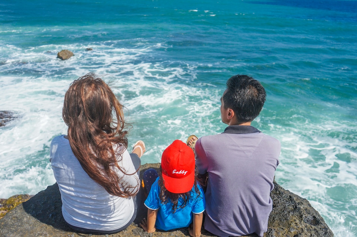 5 Ways to Plan Stress-Free Family Vacations That Are Relaxing, Not Chaotic - Frayed Passport