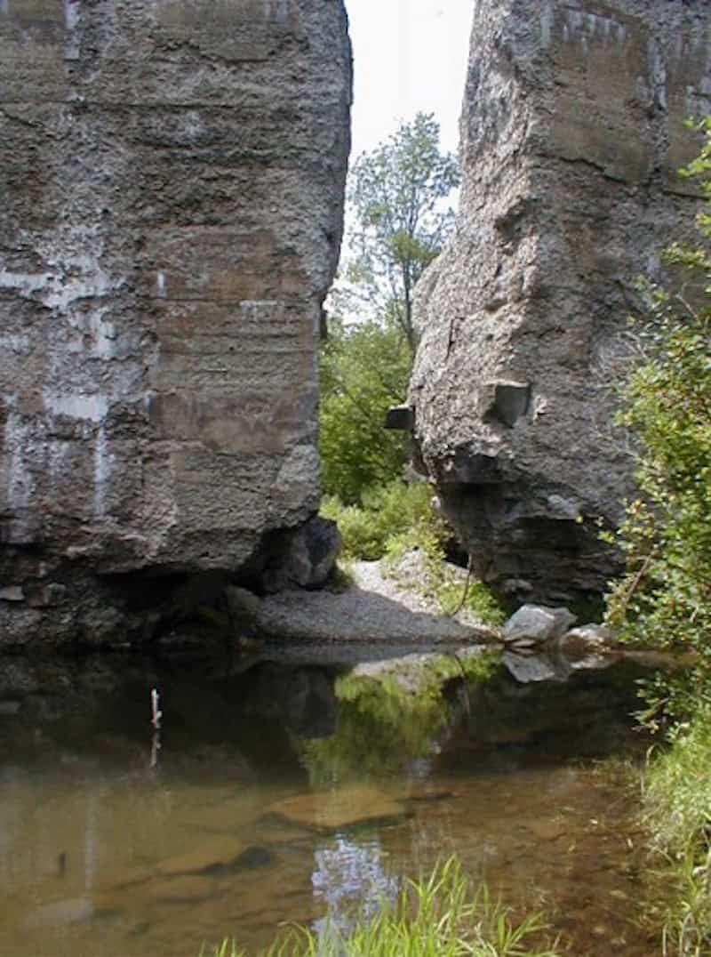 Austin - In the Path of the Flood: A Visit to Johnstown, PA - Frayed Passport