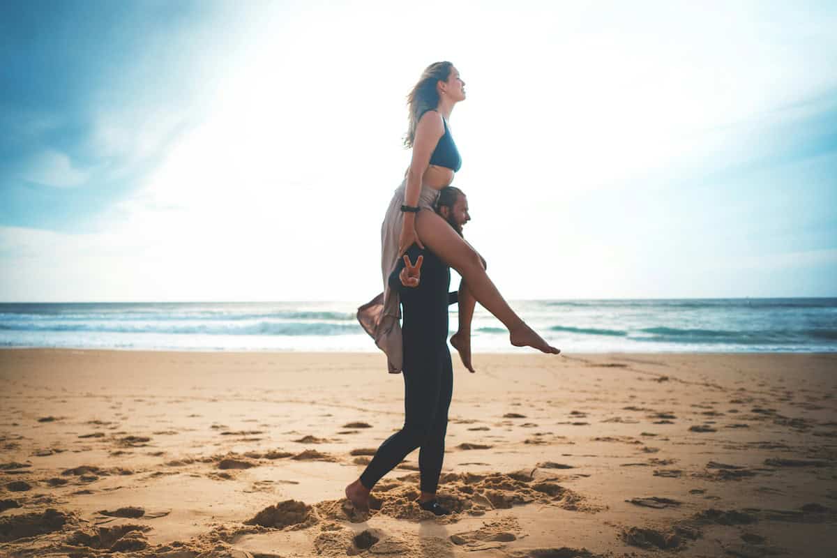 How to Travel With Someone Who Has the Opposite Planning Style: A Guide to Planner-Spontaneous Partnerships - Frayed Passport