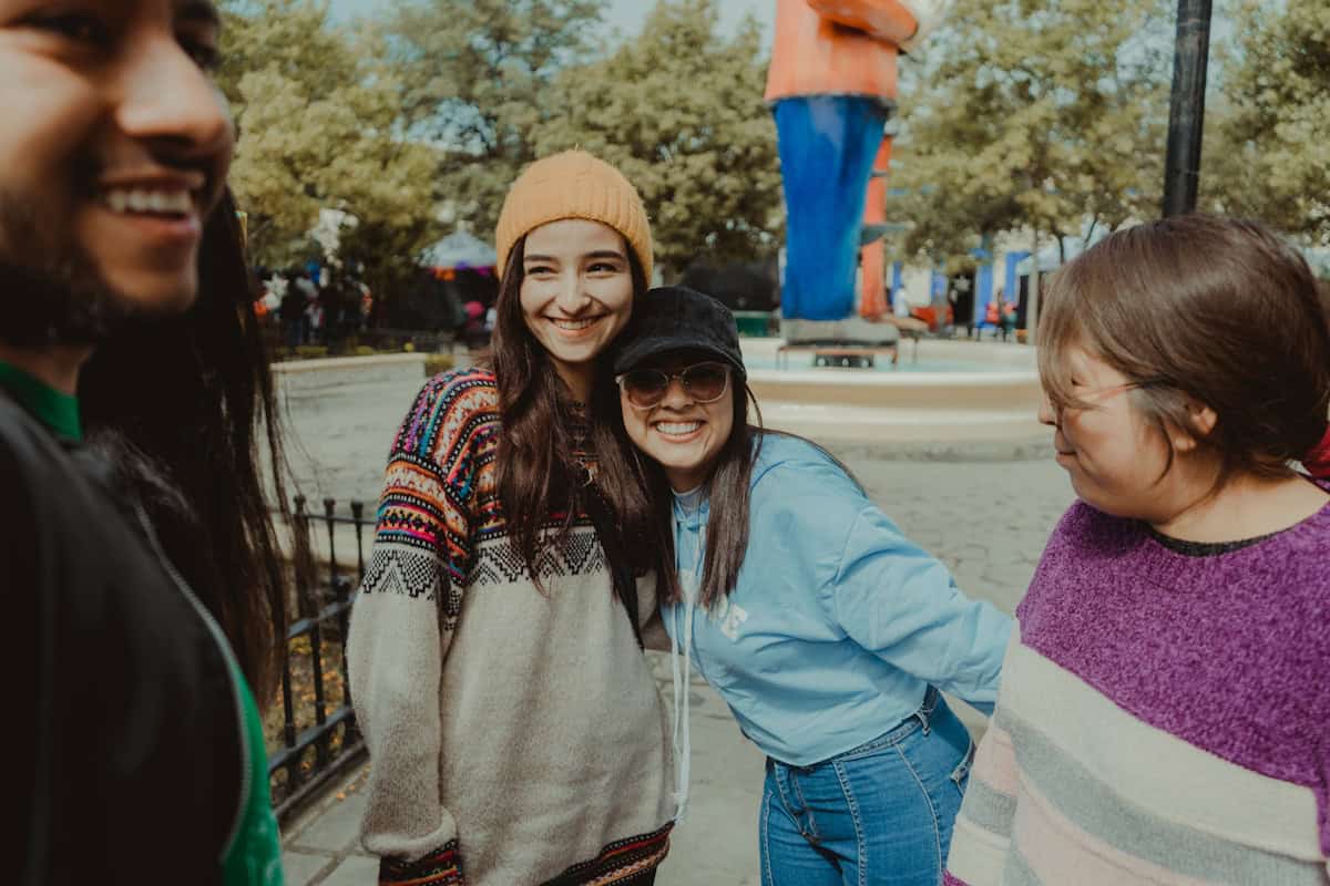 From Solo to Squad: How to Build Your Dream Travel Team