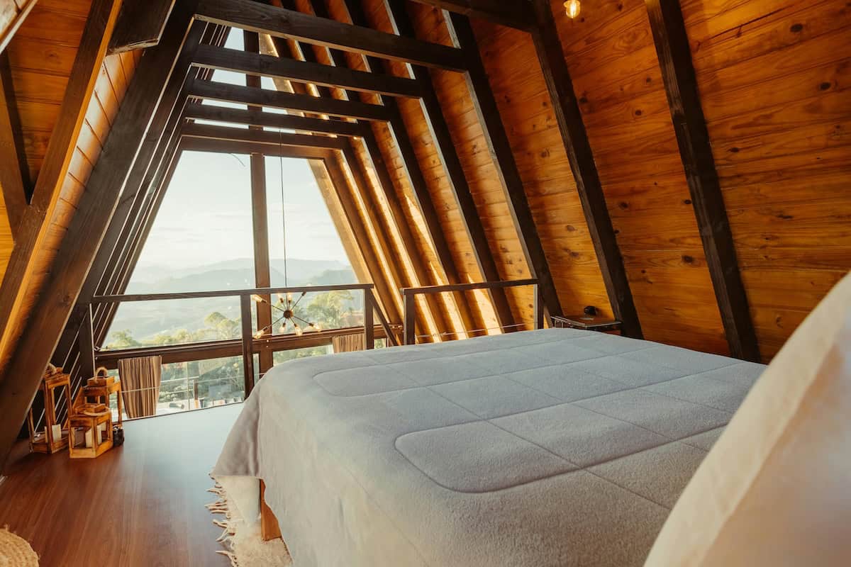 budget-adventurers-guide-to-booking-unique-housing-treehouses-geodesic-domes-houseboats-more-frayed-passport The Budget Adventurer’s Guide to Booking Unique Housing: Treehouses, Geodesic Domes, Houseboats & Beyond