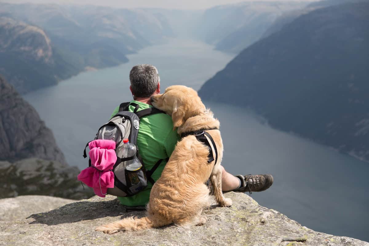 15 Smart Safety Gear Essentials for Solo Travelers