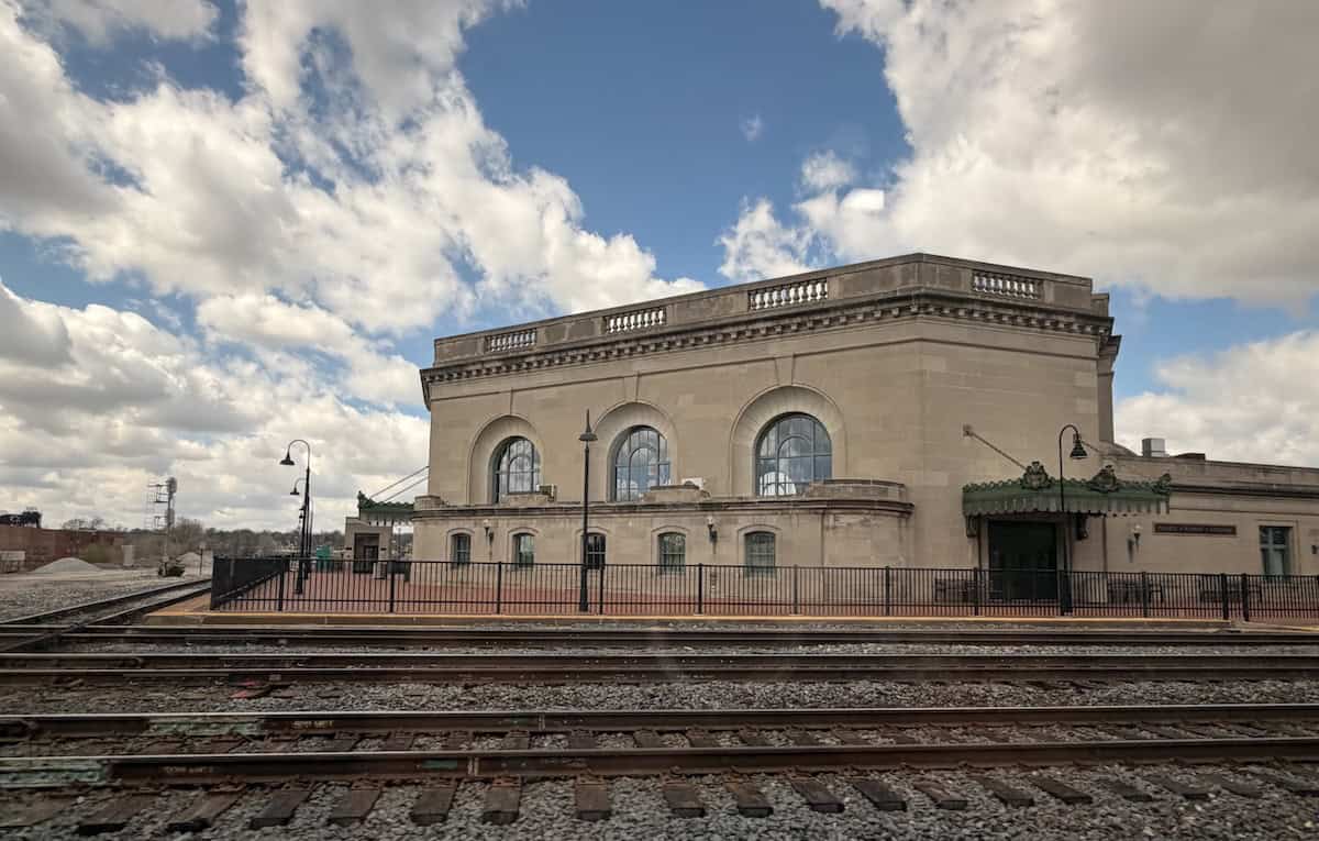 Joliet - Bigger in Texas: Three Nights on Amtrak's Texas Eagle - Frayed Passport