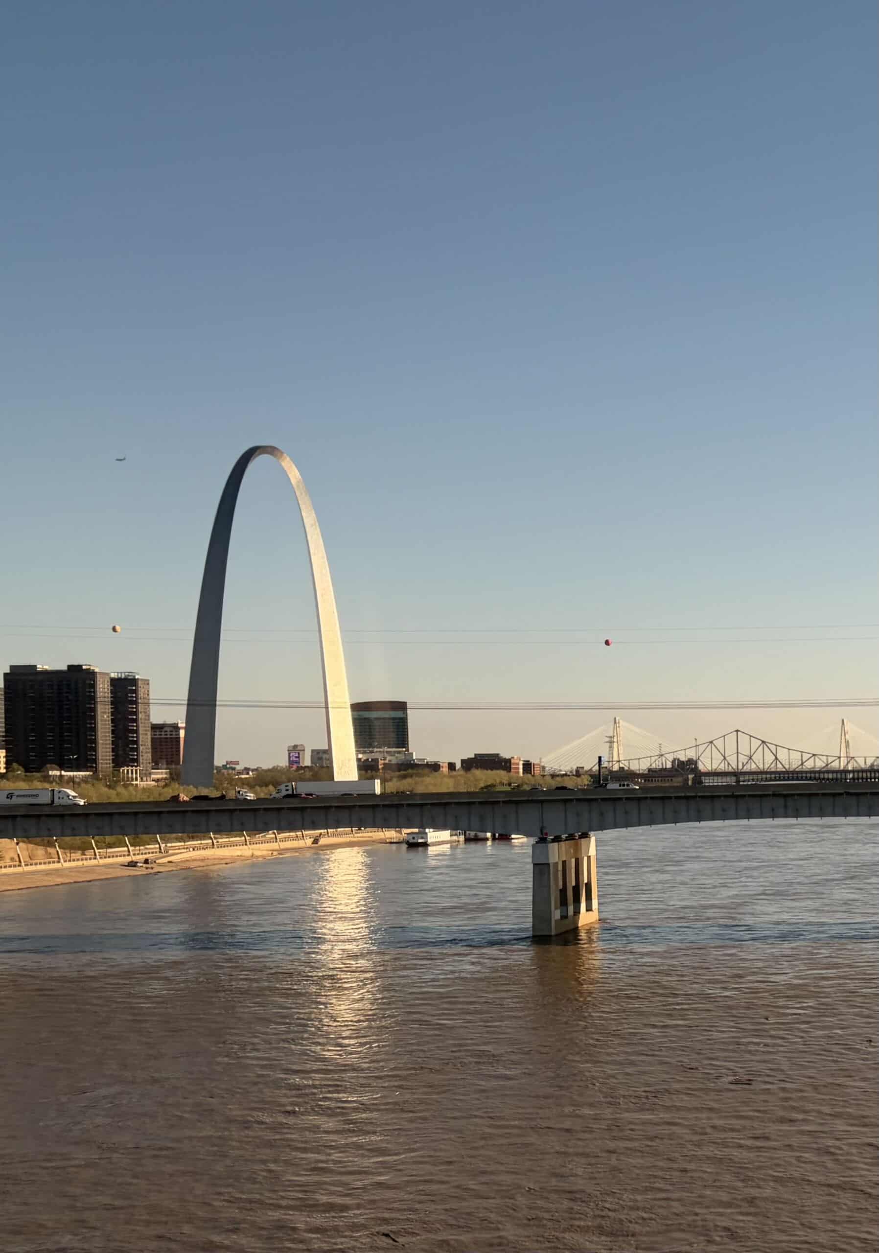 Gateway Arch - Bigger in Texas: Three Nights on Amtrak's Texas Eagle - Frayed Passport