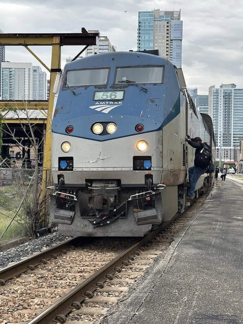 Engine - Bigger in Texas: Three Nights on Amtrak's Texas Eagle - Frayed Passport