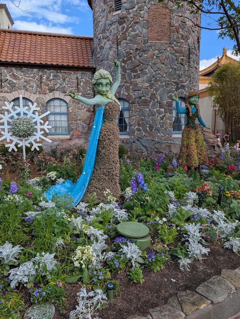 EPCOT International Flower and Garden Festival - Frayed Passport - Ana and Elsa