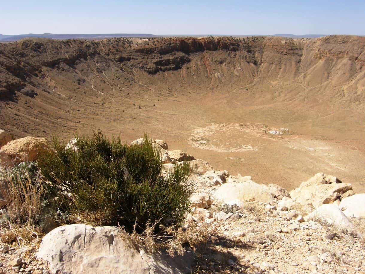 10 Family Road Trip Stops Fun For Kids - And Where Adults Won't Be Bored Either - Frayed Passport - Meteor Crater, Winslow, Arizona
